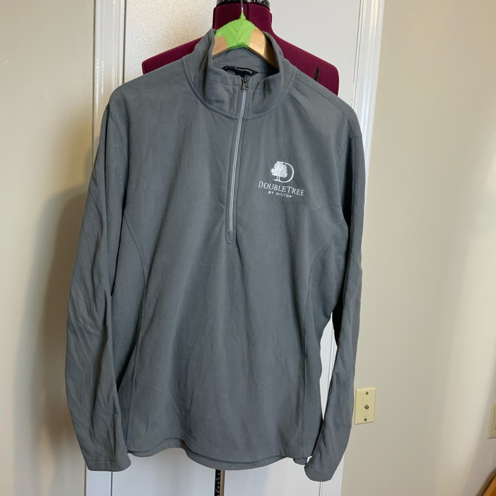 Like New Men Gray Port Autority 1/4 Zip Fleece sweatshirt L size